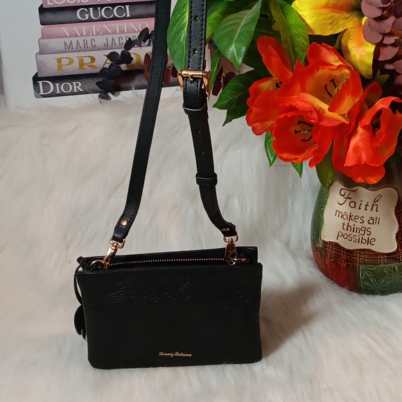 Tommy Bahama Palms Mini Crossbody Bag - Picture 11 of 14